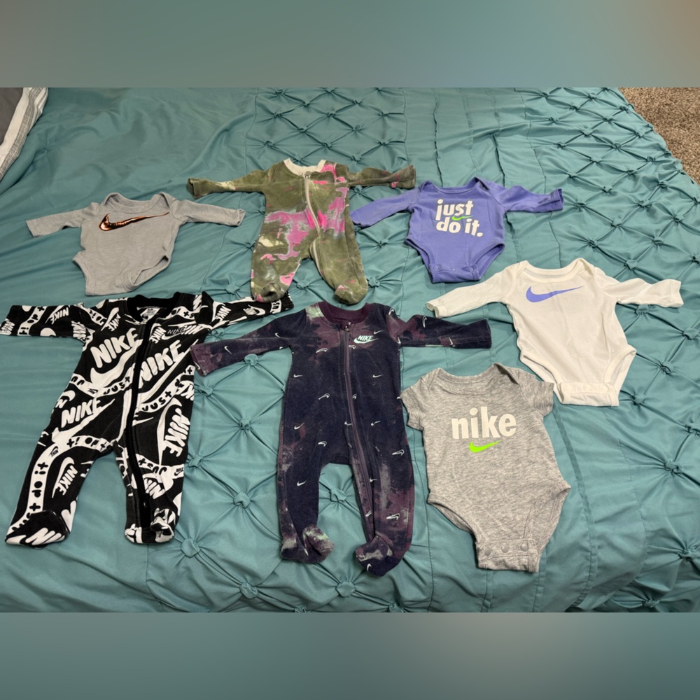 Newborn Nike 7 Piece Bundle